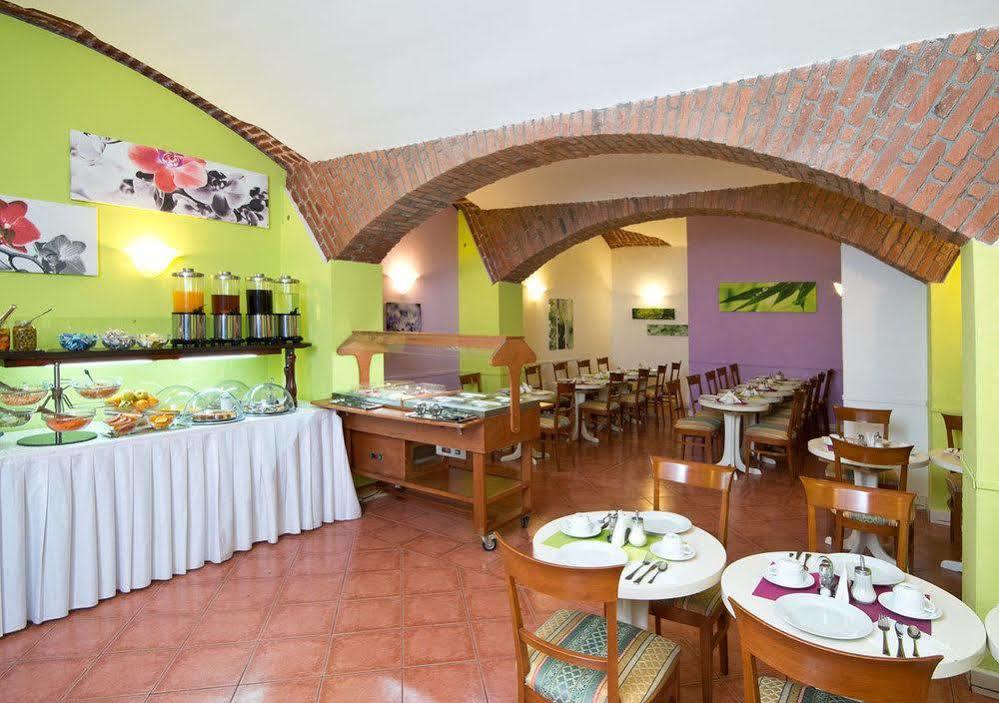 Hotell St George - Czech Leading